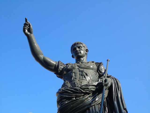 Giulio Cesare e la città di Roma antica